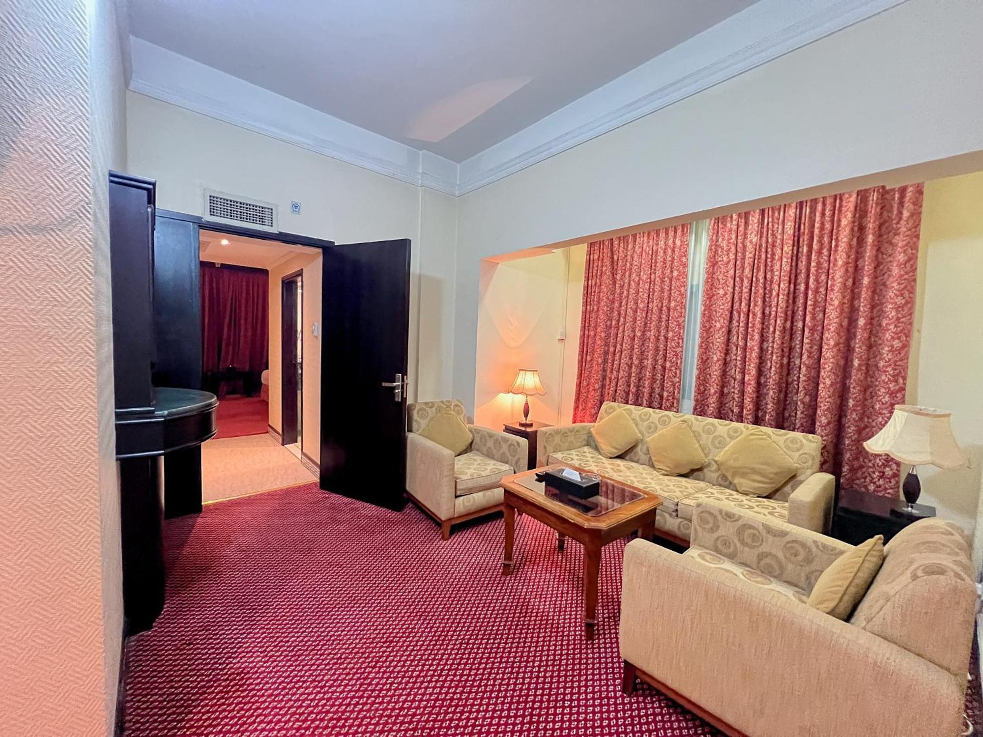 Claridge Hotel Dubai Exterior photo