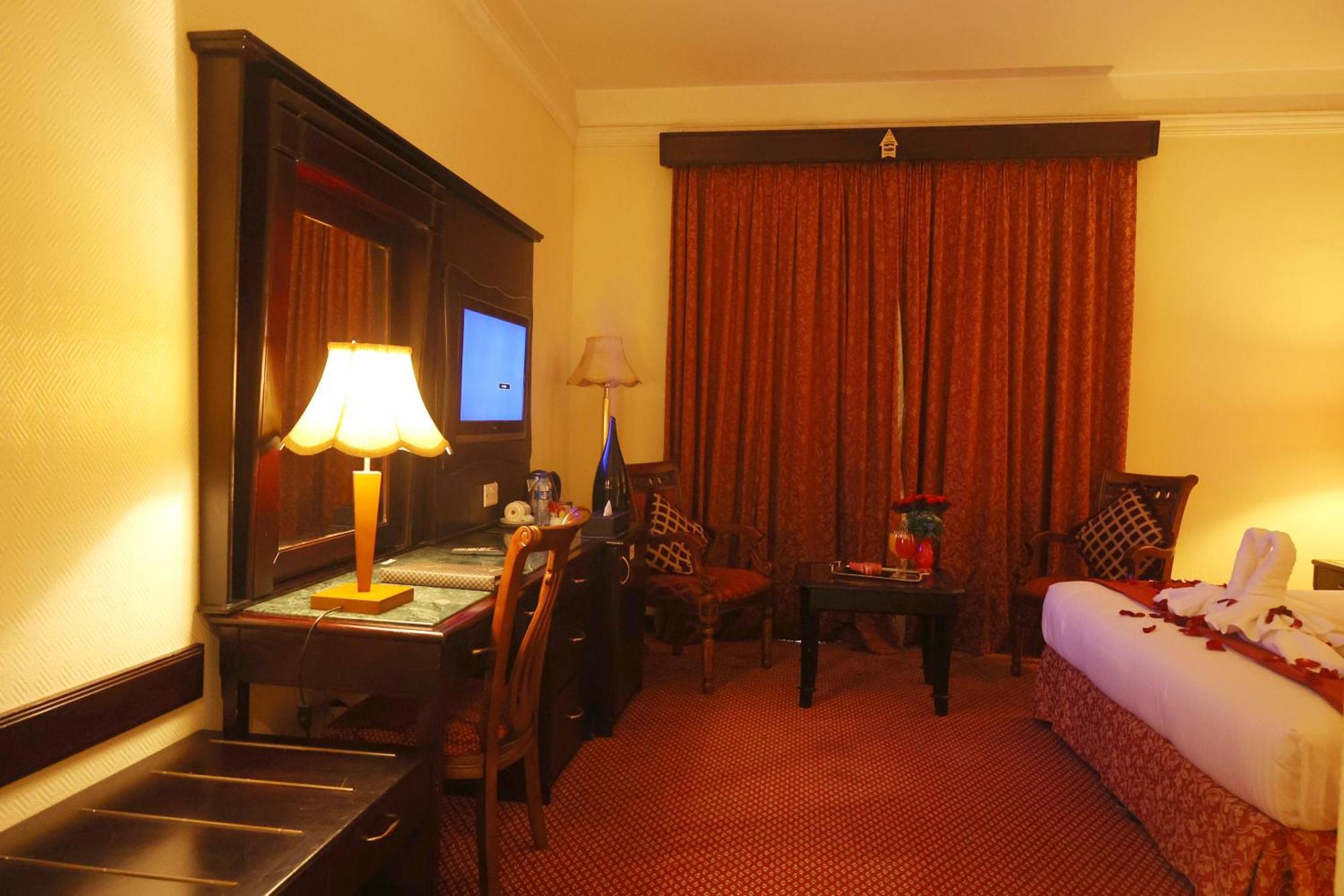 Claridge Hotel Dubai Exterior photo