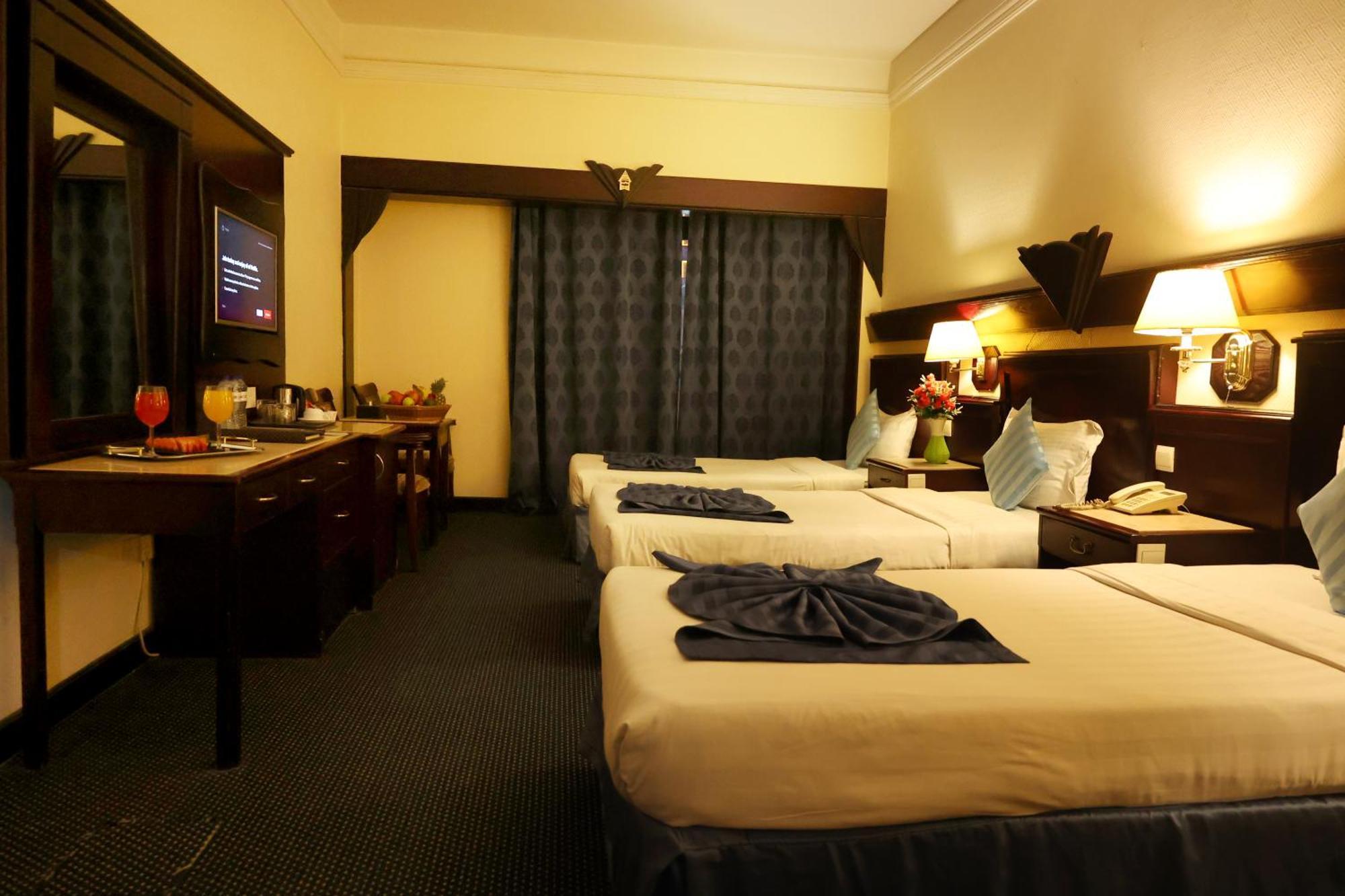 Claridge Hotel Dubai Exterior photo
